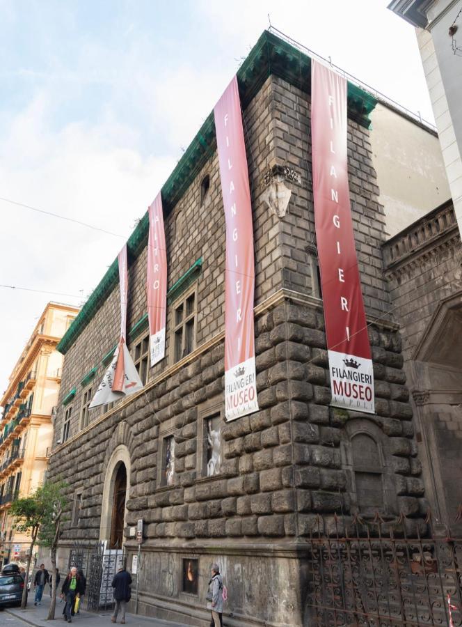 Domus Annabella Apartment Napoli Bagian luar foto