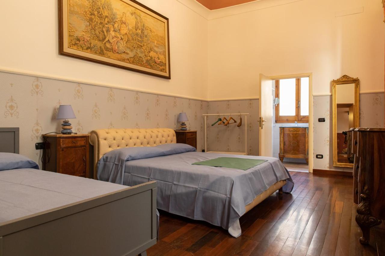 Domus Annabella Apartment Napoli Bagian luar foto