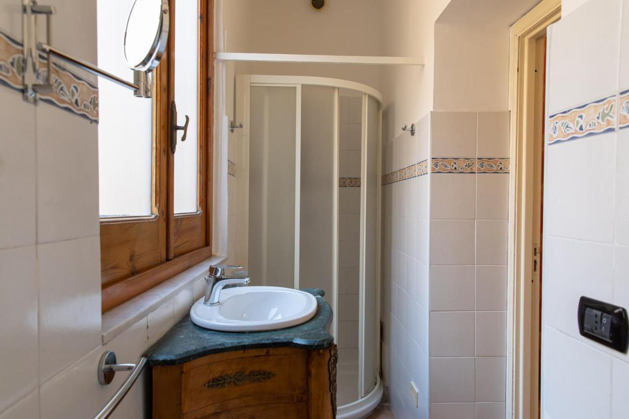 Domus Annabella Apartment Napoli Bagian luar foto
