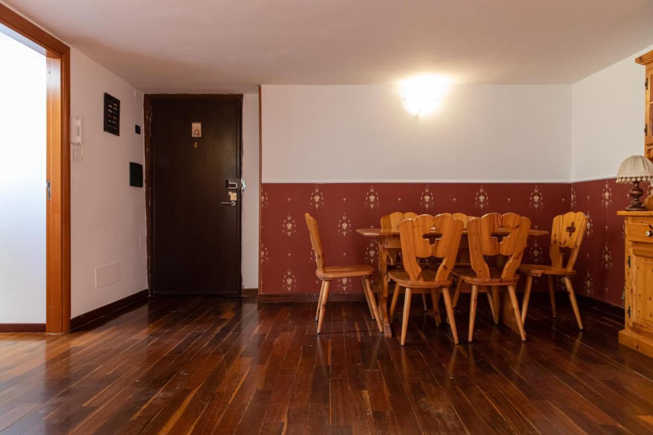 Domus Annabella Apartment Napoli Bagian luar foto